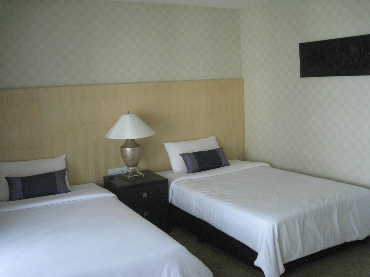 Gardengrove Suites Bangkok Phòng bức ảnh